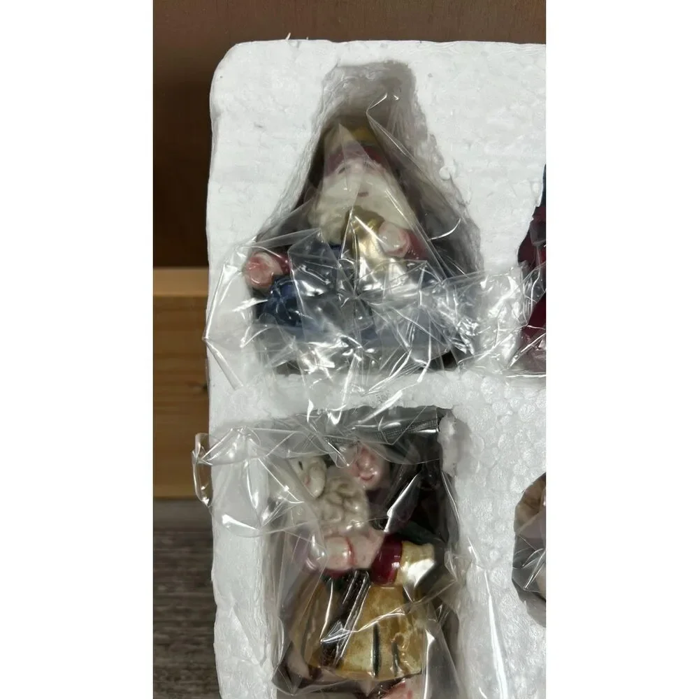 Gottchalks Nativity In the Box 10 Pieces Ceramic  Vintage